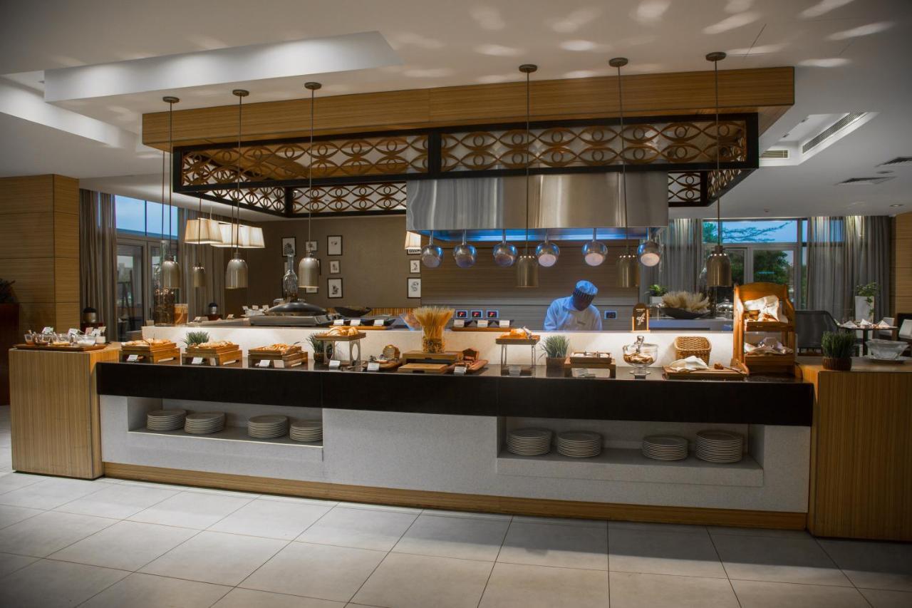 מלון קינשאסה Kin Plaza Arjaan By Rotana מראה חיצוני תמונה