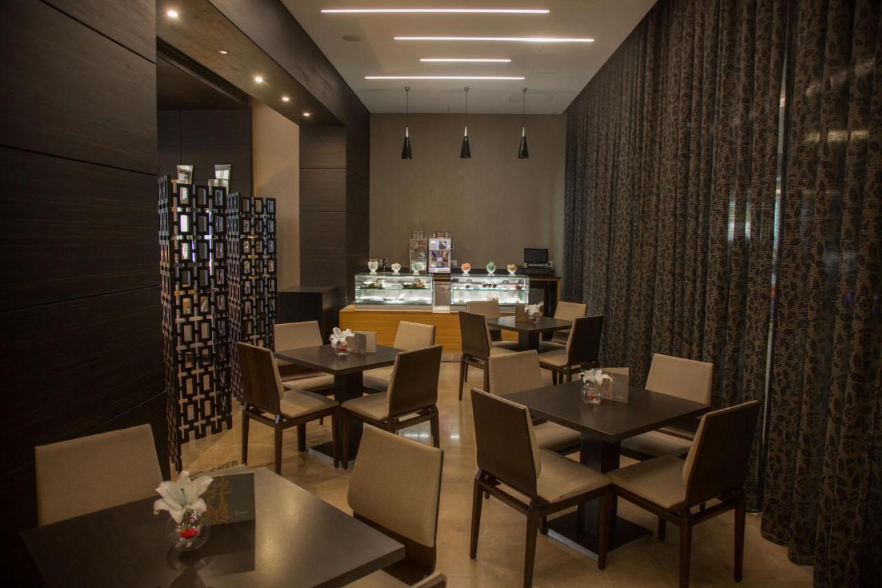 מלון קינשאסה Kin Plaza Arjaan By Rotana מראה חיצוני תמונה