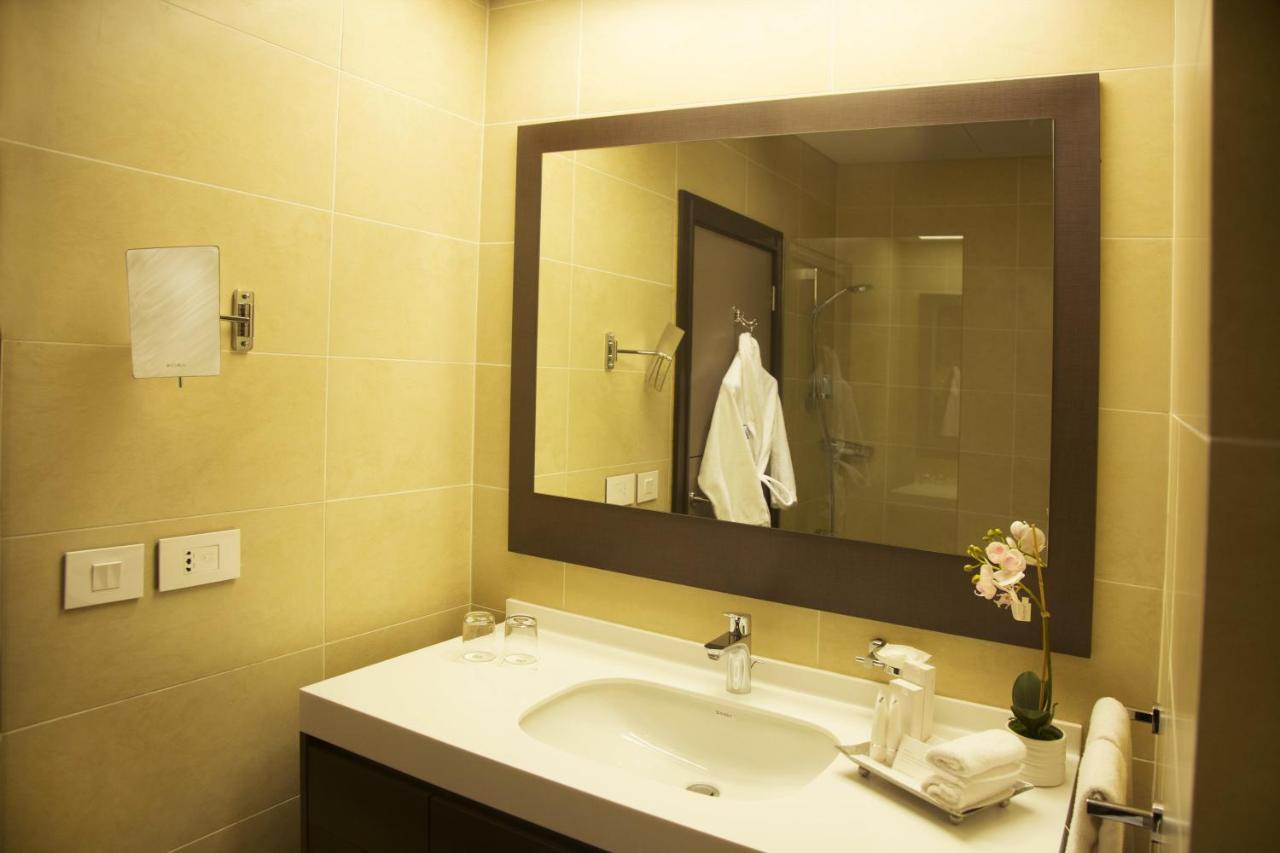 מלון קינשאסה Kin Plaza Arjaan By Rotana מראה חיצוני תמונה