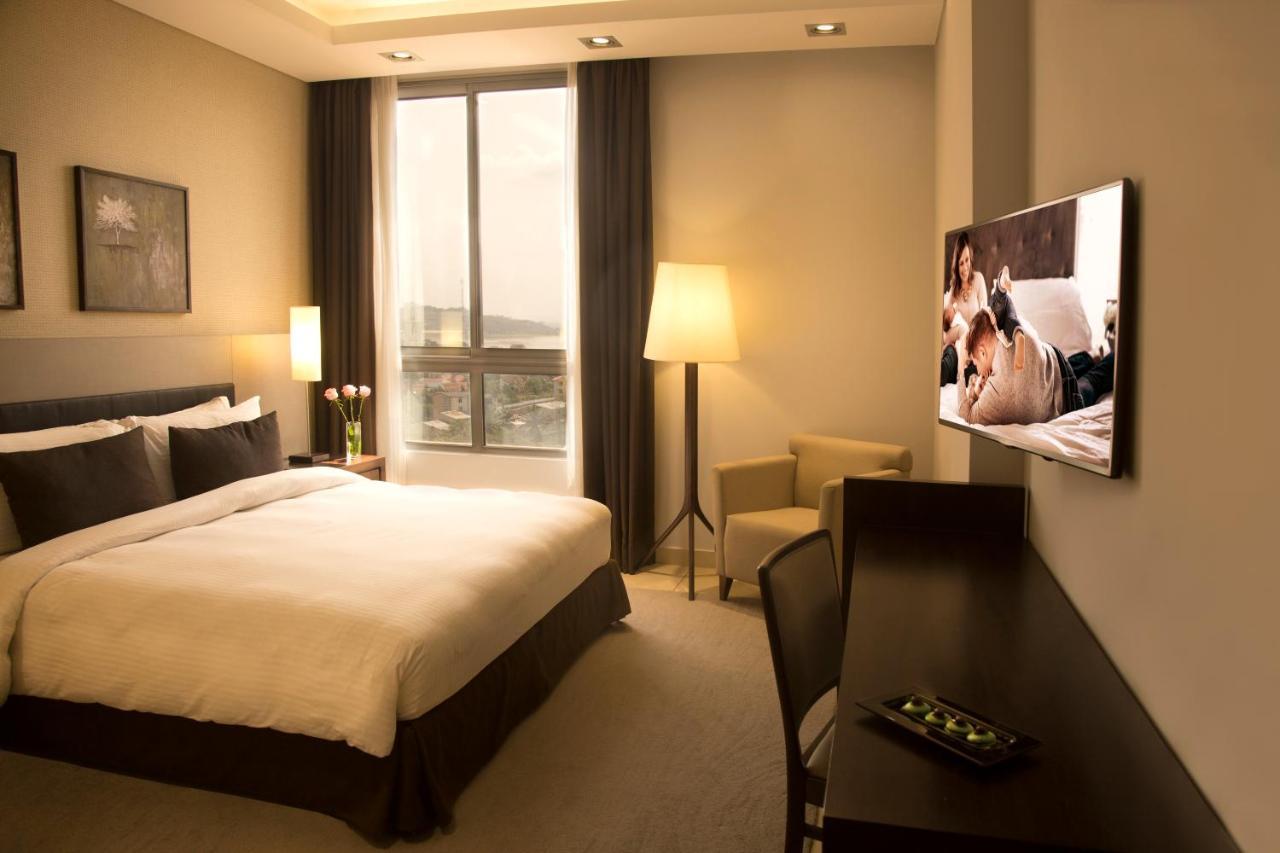 מלון קינשאסה Kin Plaza Arjaan By Rotana מראה חיצוני תמונה