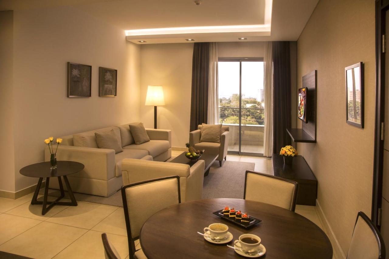 מלון קינשאסה Kin Plaza Arjaan By Rotana מראה חיצוני תמונה