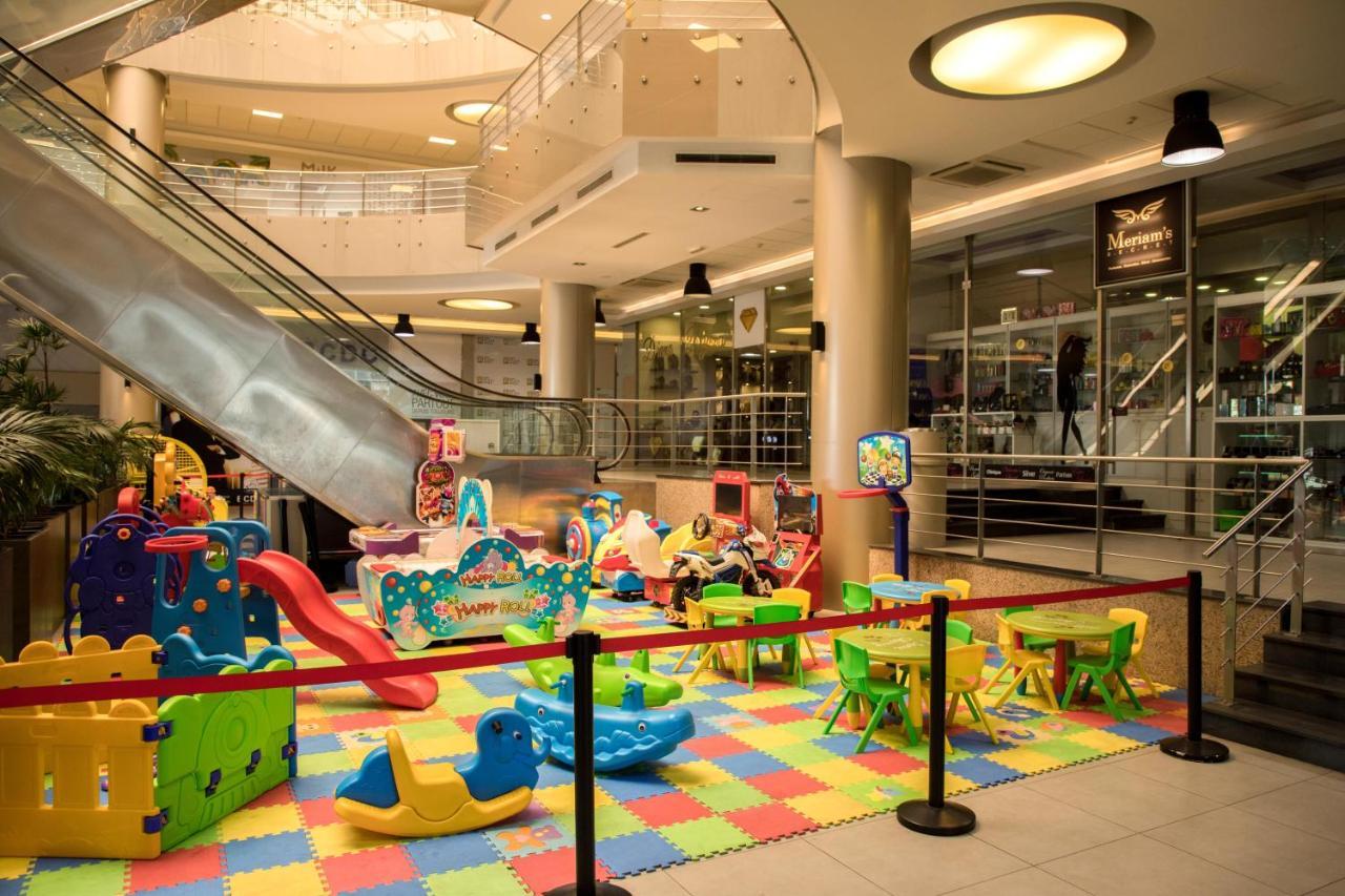 מלון קינשאסה Kin Plaza Arjaan By Rotana מראה חיצוני תמונה